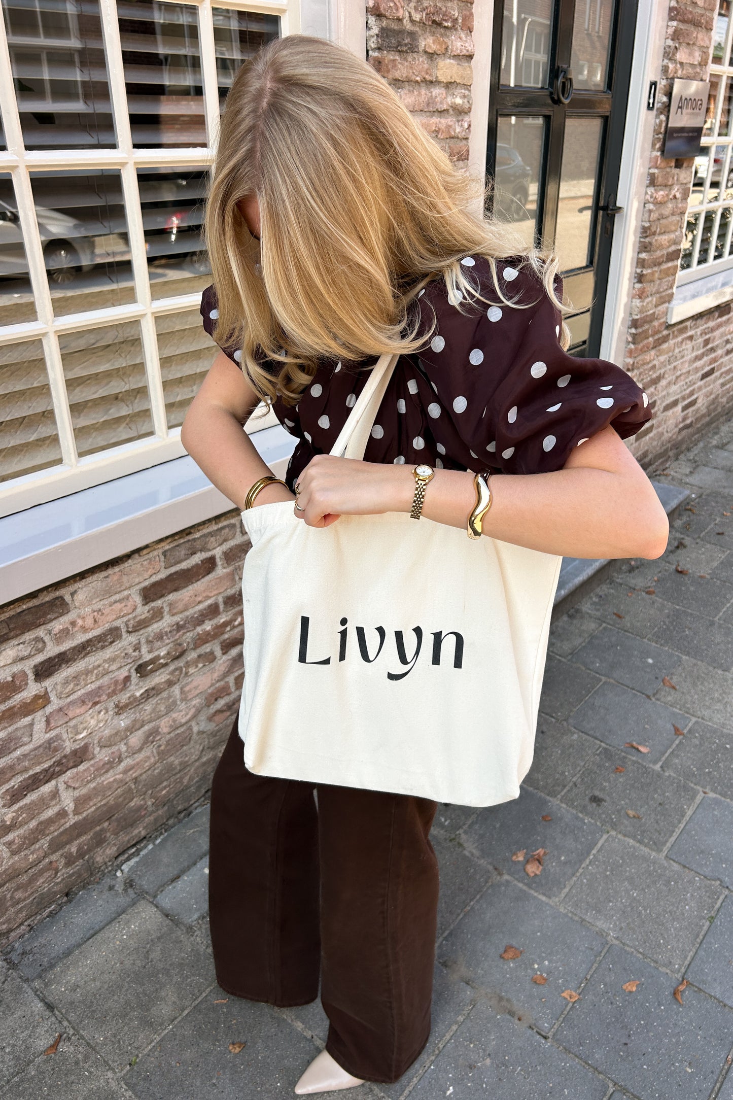 Livyn Tote Bag
